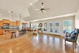 5584 S 250 E, Washington Terrace, UT 84405 - Photo 4