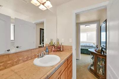 5584 S 250 E, Washington Terrace, UT 84405 - Photo 22