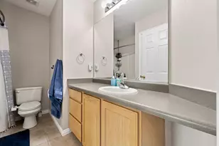 3237 W Meadow Leaf Ct, West Valley, UT 84119 - Photo 16