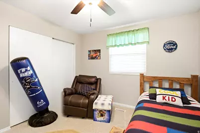 756 N 400 St W, Kaysville, UT 84037 - Photo 24