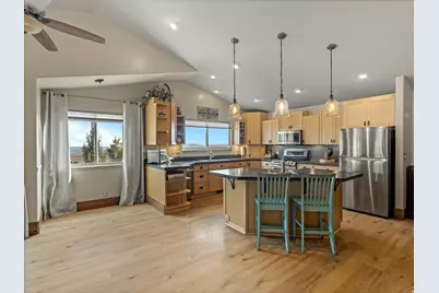 527 E 3575 N, North Ogden, UT 84414 - Photo 10