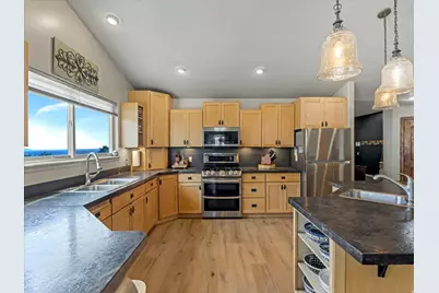 527 E 3575 N, North Ogden, UT 84414 - Photo 8