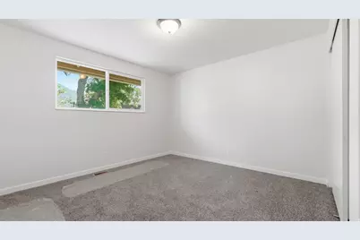 5826 Willow Wood Ln, South Ogden, UT 84403 - Photo 10