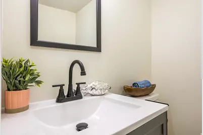 3856 S 2475 W, West Valley, UT 84119 - Photo 28