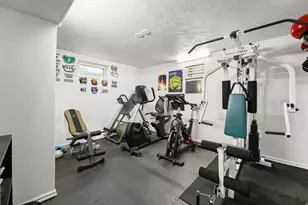 2261 S 1800 W, Syracuse, UT 84075 - Photo 22