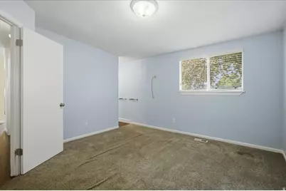 5042 S Leisure Ln, Taylorsville, UT 84129 - Photo 14