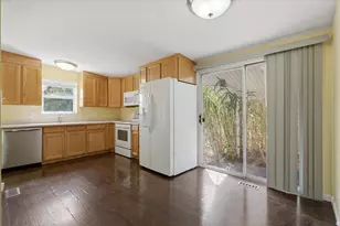 5042 S Leisure Ln, Taylorsville, UT 84129 - Photo 6