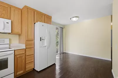 5042 S Leisure Ln, Taylorsville, UT 84129 - Photo 10