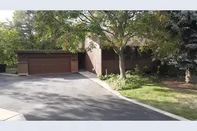 2755 N Edgewood Dr E, Provo, UT 84604 - Photo 2