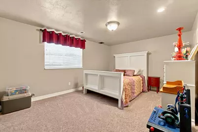 4097 S 3375 W, West Haven, UT 84401 - Photo 22
