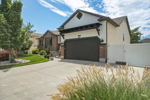 4097 S 3375 W, West Haven, UT 84401 - Photo 4