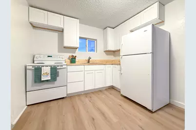 786 S 400 E, Price, UT 84501 - Photo 2