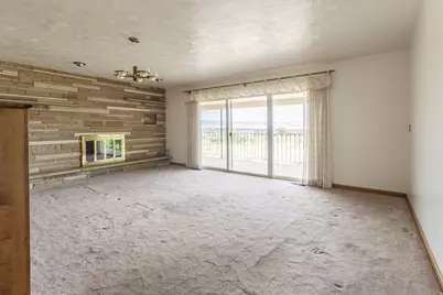 1034 W 2500 S, Vernal, UT 84078 - Photo 2