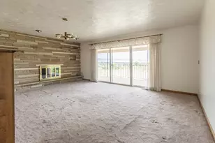 1034 W 2500 S, Vernal, UT 84078 - Photo 2