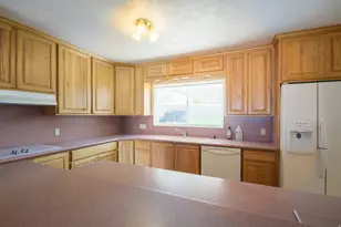 1034 W 2500 S, Vernal, UT 84078 - Photo 6