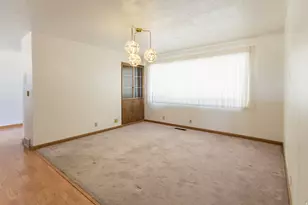 1034 W 2500 S, Vernal, UT 84078 - Photo 8
