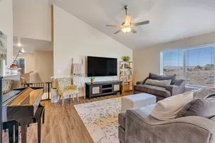 2777 E Clarkstone Dr, Eagle Mountain, UT 84005 - Photo 12