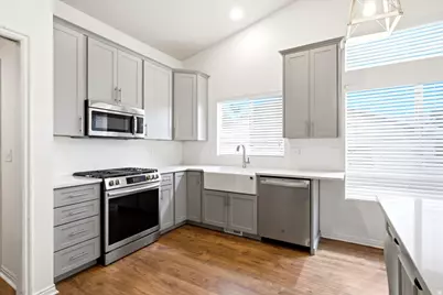 731 S Saratoga Dr E, Saratoga Springs, UT 84045 - Photo 8