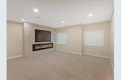 10234 S Oquirrh Lake Rd, South Jordan, UT 84009 - Photo 16