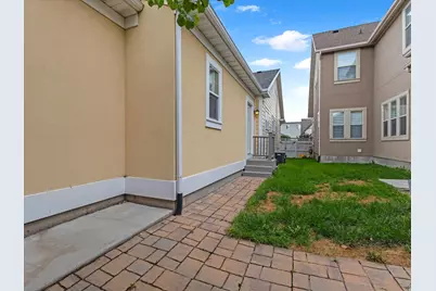 10234 S Oquirrh Lake Rd, South Jordan, UT 84009 - Photo 24