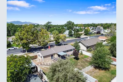6859 S 2200 W, West Jordan, UT 84084 - Photo 28