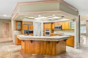 4671 S Wander Ln E, Holladay, UT 84117 - Photo 40