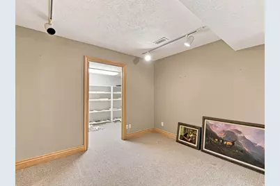4671 S Wander Ln E, Holladay, UT 84117 - Photo 76