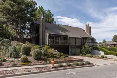 7660 S Avondale Dr E, Cottonwood Heights, UT 84121 - Photo 4