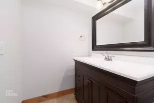 7660 S Avondale Dr E, Cottonwood Heights, UT 84121 - Photo 16