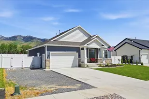 628 S 380 E, Smithfield, UT 84335 - Photo 2