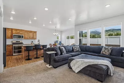628 S 380 E, Smithfield, UT 84335 - Photo 12