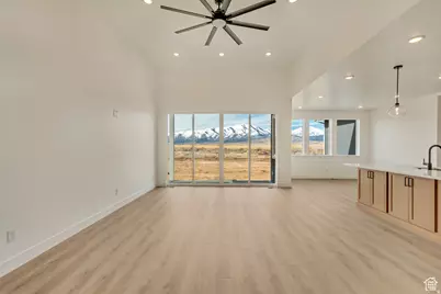 8077 N Bristle Cone Rd, Eagle Mountain, UT 84005 - Photo 6