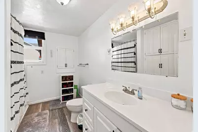 96 W 800 N, Nephi, UT 84648 - Photo 14