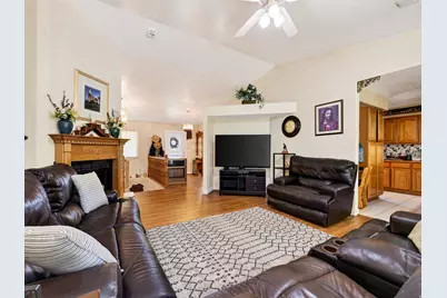 4380 S Main St, Nibley, UT 84321 - Photo 10