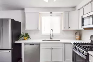358 S Center St, Elsinore, UT 84724 - Photo 6