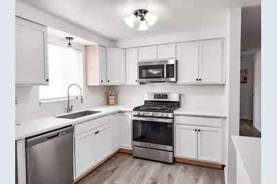 358 S Center St, Elsinore, UT 84724 - Photo 6