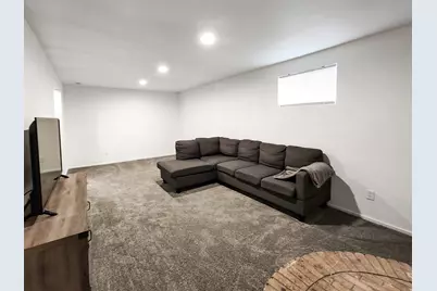 358 S Center St, Elsinore, UT 84724 - Photo 14