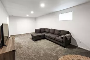 358 S Center St, Elsinore, UT 84724 - Photo 14
