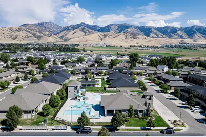 140 E 690 S, Smithfield, UT 84335 - Photo 42