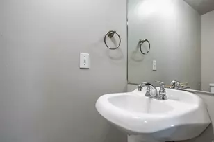 5852 S Jordan Canal Rd, Taylorsville, UT 84129 - Photo 18