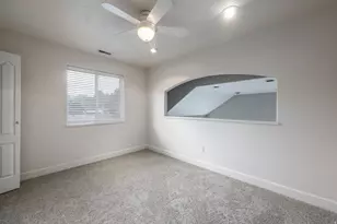 5852 S Jordan Canal Rd, Taylorsville, UT 84129 - Photo 20