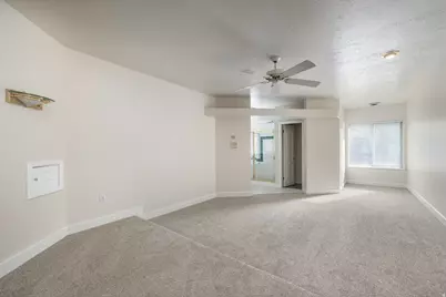5852 S Jordan Canal Rd, Taylorsville, UT 84129 - Photo 28