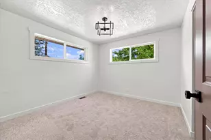 1411 N 400 W, Sunset, UT 84015 - Photo 18