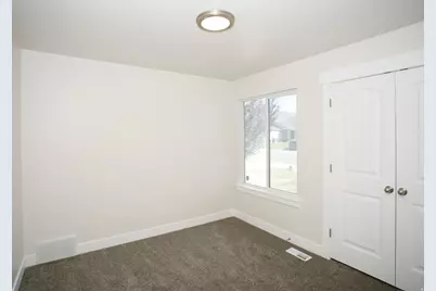 2369 E Prairie Ln, Eagle Mountain, UT 84005 - Photo 12