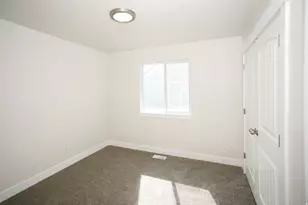 2369 E Prairie Ln, Eagle Mountain, UT 84005 - Photo 14