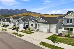 4966 W Escalante Ln, Mountain Green, UT 84050 - Photo 4