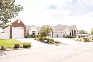 122 E 1050 N, Kaysville, UT 84037 - Photo 4