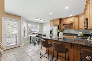7176 S Villa Pl Dr E, Midvale, UT 84047 - Photo 12