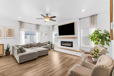 7118 N Amber Mead Ave, Eagle Mountain, UT 84005 - Photo 2