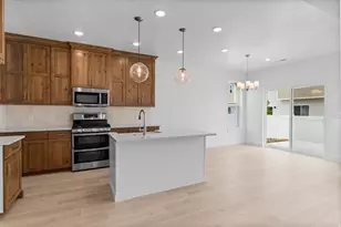 1581 N 2300 W, Farr West, UT 84404 - Photo 14